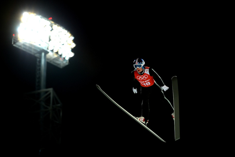 Illustration for article titled Olympic Ski Jumping Makes For Some Cool And Trippy Photos